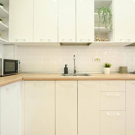 Splendid 2Br Apartment With Breathtaking Views Of Casa Poporului Bucareste Exterior foto