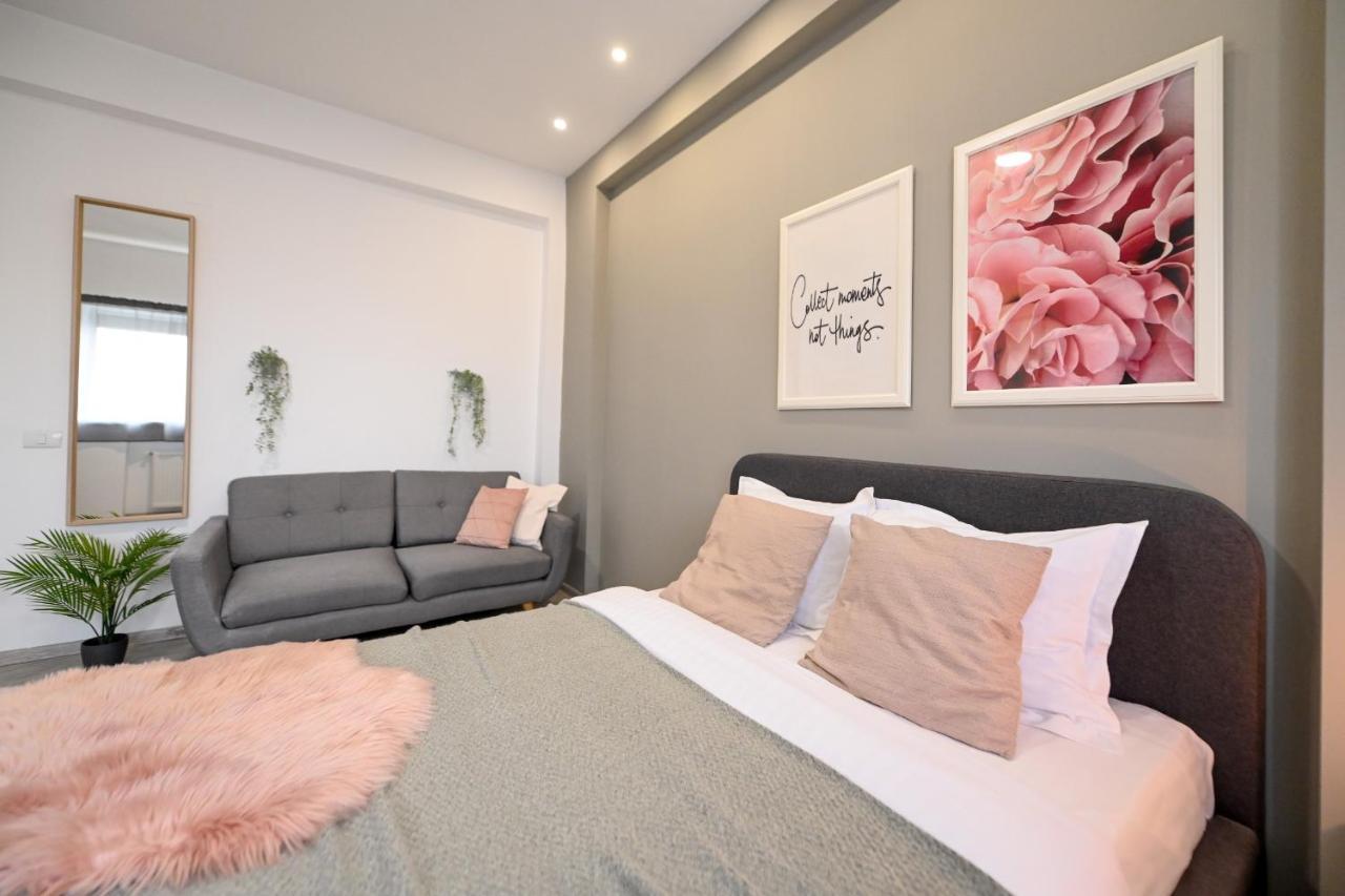 Splendid 2Br Apartment With Breathtaking Views Of Casa Poporului Bucareste Exterior foto