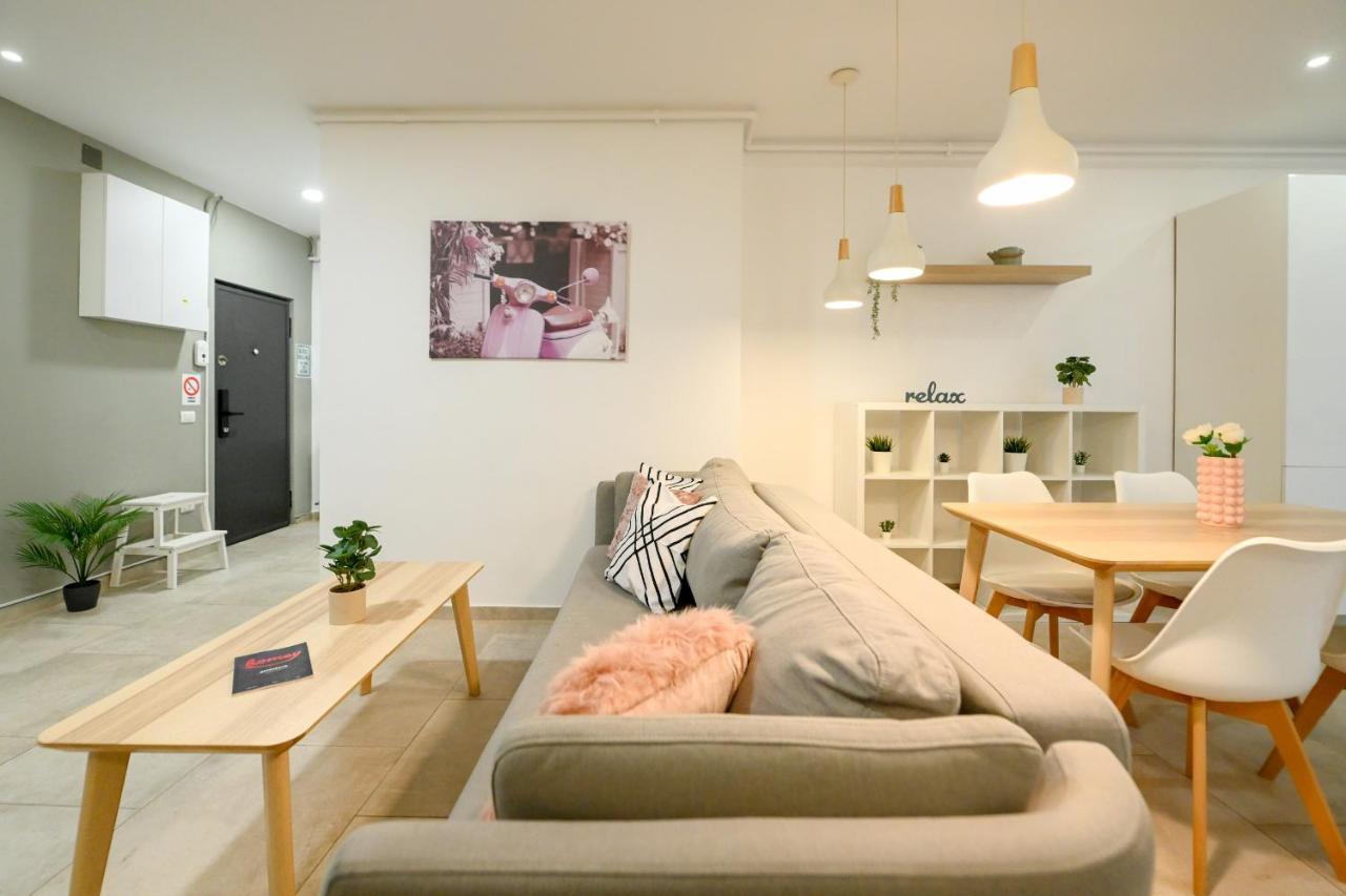 Splendid 2Br Apartment With Breathtaking Views Of Casa Poporului Bucareste Exterior foto