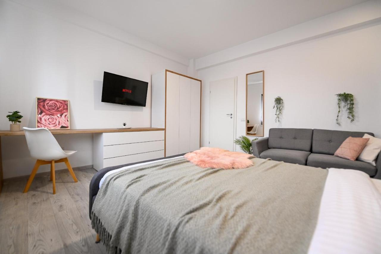 Splendid 2Br Apartment With Breathtaking Views Of Casa Poporului Bucareste Exterior foto