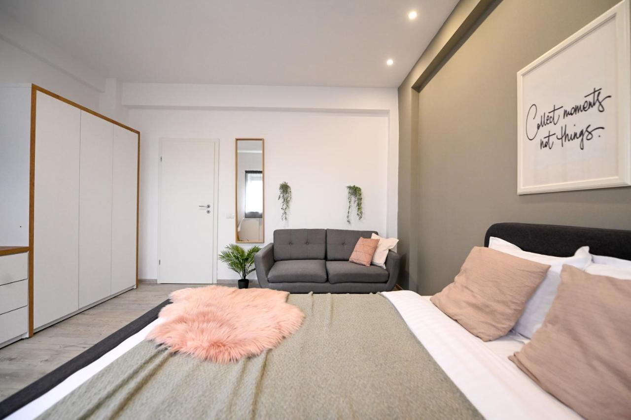 Splendid 2Br Apartment With Breathtaking Views Of Casa Poporului Bucareste Exterior foto