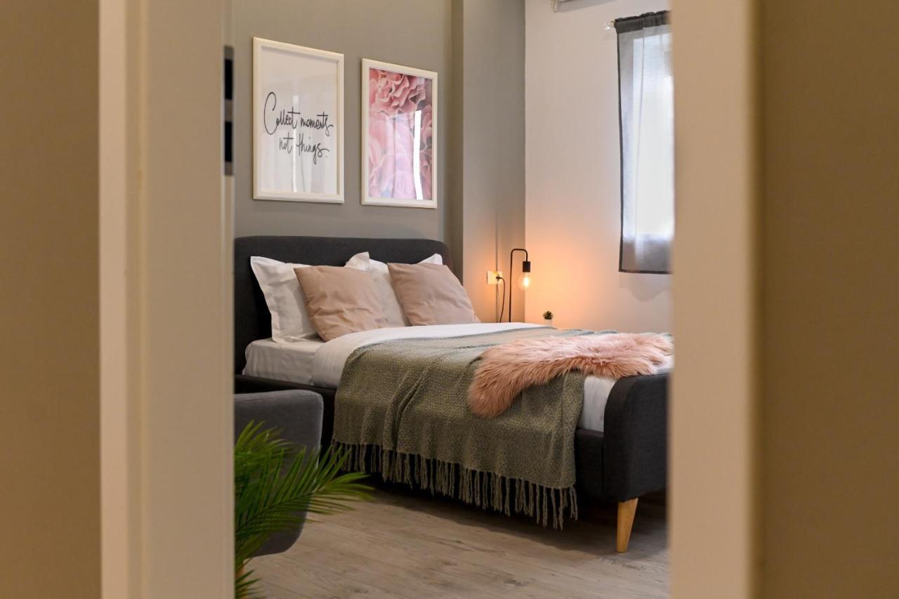 Splendid 2Br Apartment With Breathtaking Views Of Casa Poporului Bucareste Exterior foto